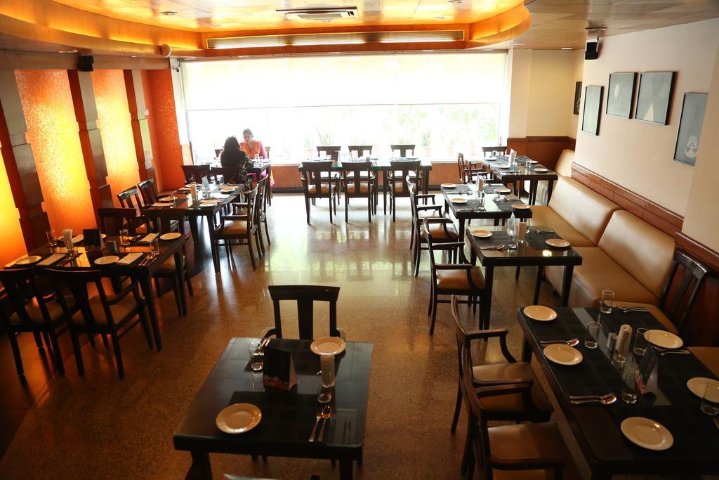 Hotel President Dehradun Exterior photo